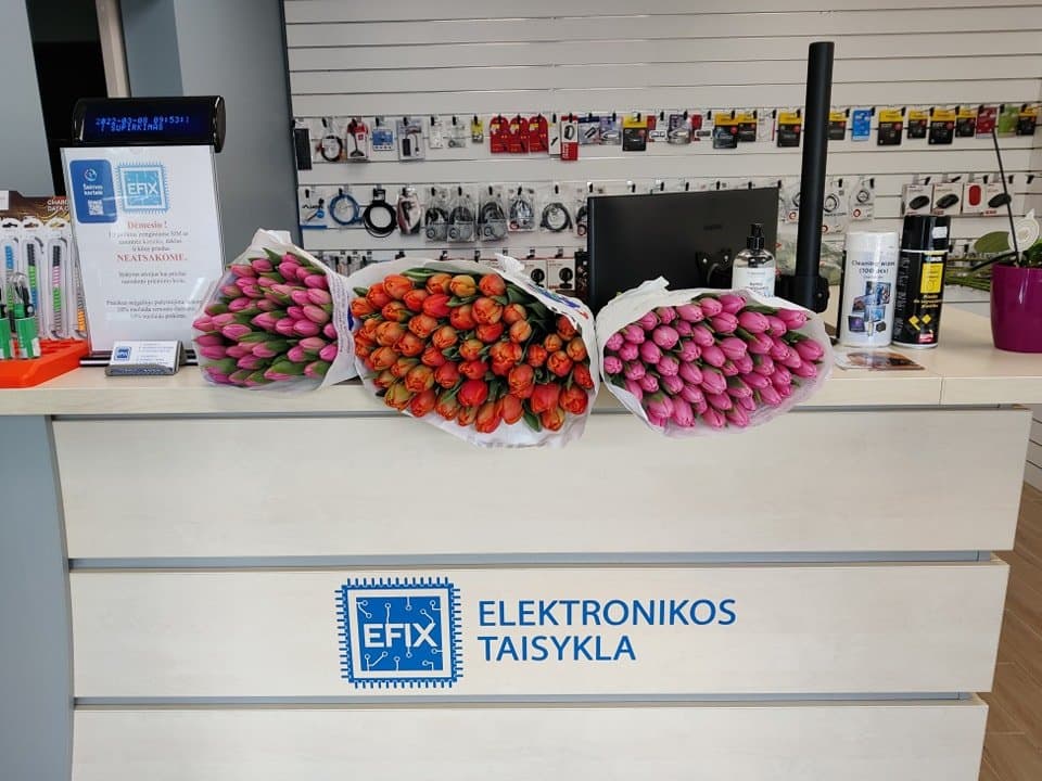 The new phone number of our salons