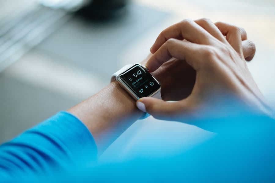 Apple Watch ekranas sutrūko: keitimas ir kaina Vilniuje