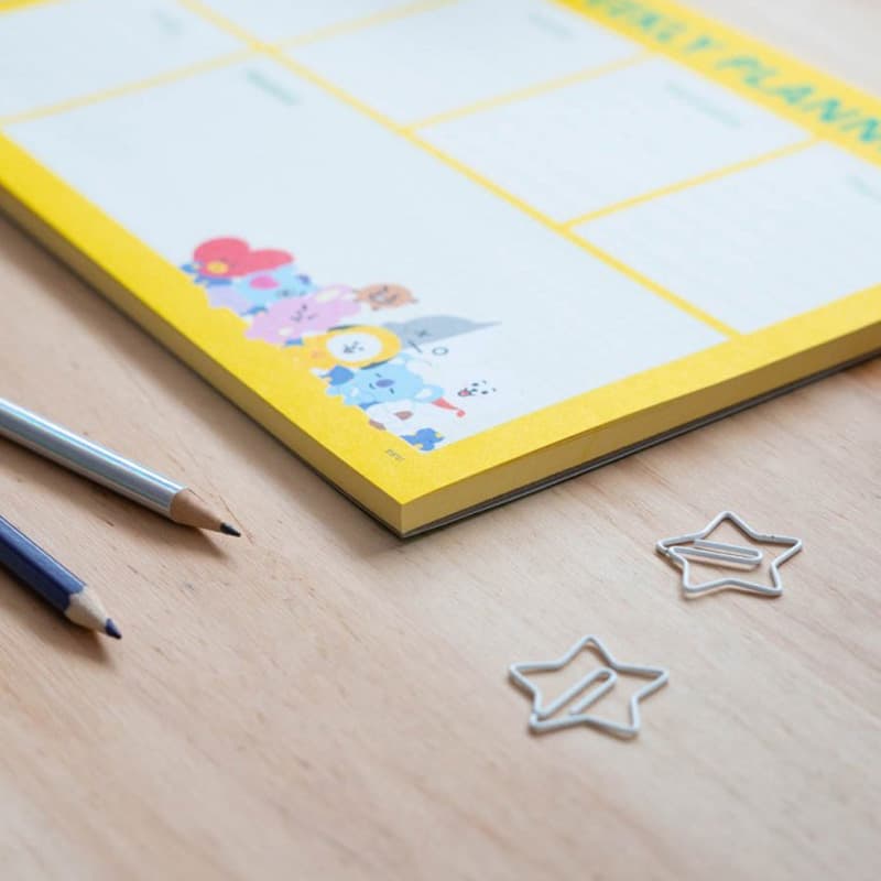 BT21 - Weekly planner 54 A4 pages 3