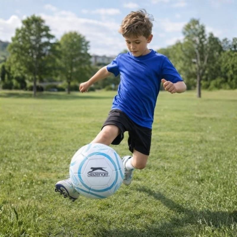 Slazenger - 32-panel training football size 5 (white/blue) 2