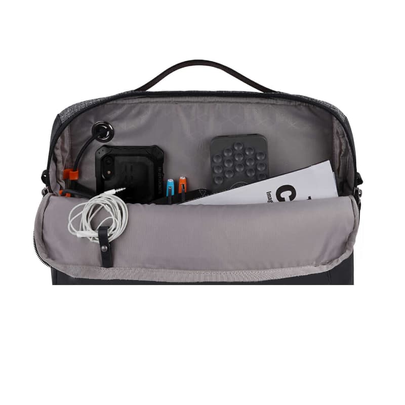 STM Myth - Bag for MacBook Pro 16" / 15" / Notebook 15" (black) 3