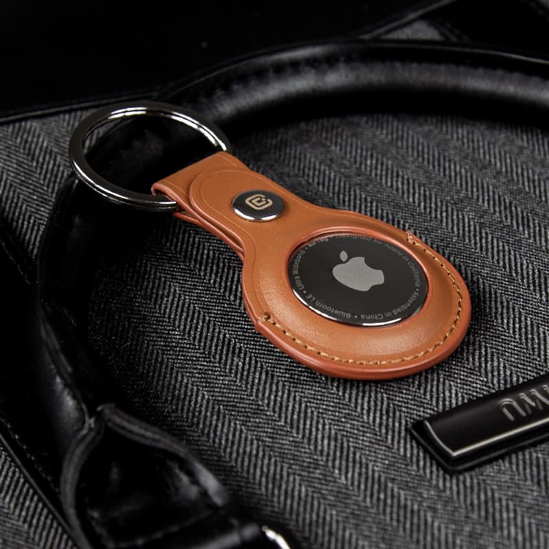 Crong Leather Case with Key Ring – Protective leather case with key ring for Apple AirTag 1/2 (brown) 8