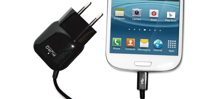 PURO Mini Travel Charger - Portable Wall Charger with Micro USB Cable (Black) 4