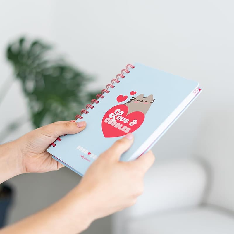 Pusheen - Calendar / Weekly Planner 2023/2024 from the Purrfect Love collection (14.8 x 21 cm) 4