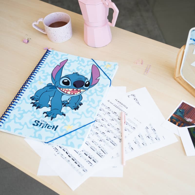 Disney Stitch - A4 Elasticated Binder + 30 Clear Sheets 4