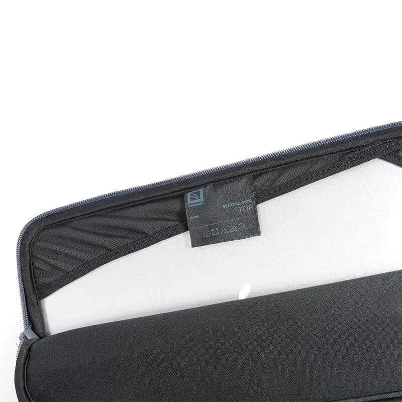 Tucano Top Second Skin - Case MacBook Pro 13" (M2/M1/2022-2016) / MacBook Air 13" (M5/M4/M3/M2/M1/2026-2018) (navy blue) 6