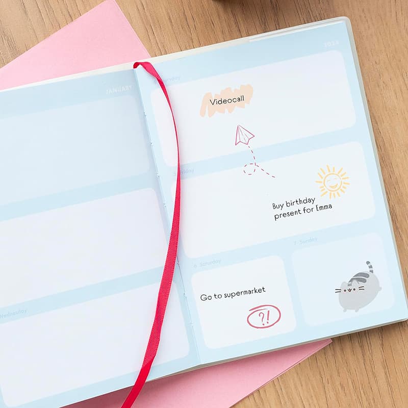 Pusheen - Calendar / Weekly Planner 2023/2024 (11.3 x 16.2 cm) 5