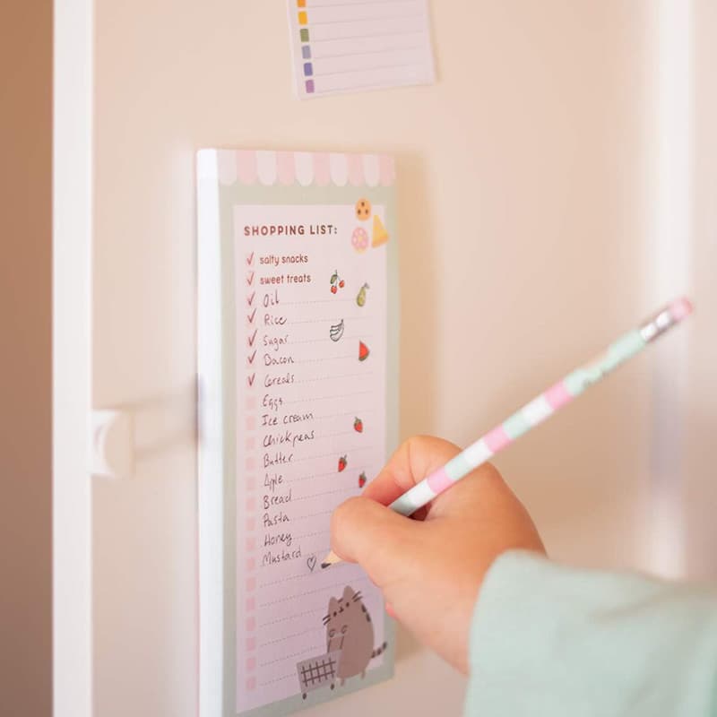 Pusheen - Magnetic notebook / shopping list for the fridge + pencil (10 x 21 cm) 5