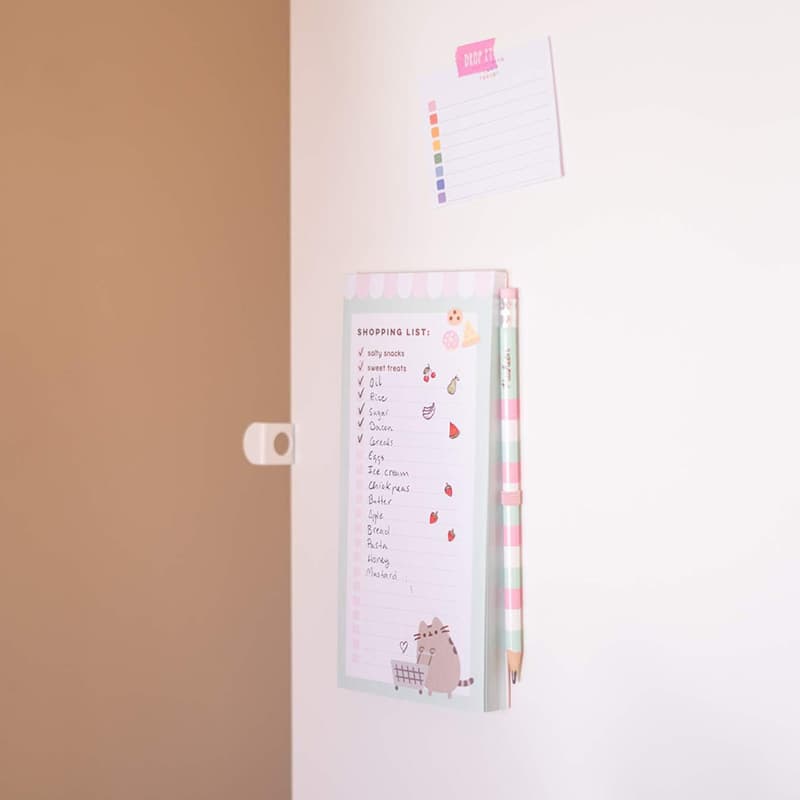 Pusheen - Magnetic notebook / shopping list for the fridge + pencil (10 x 21 cm) 6