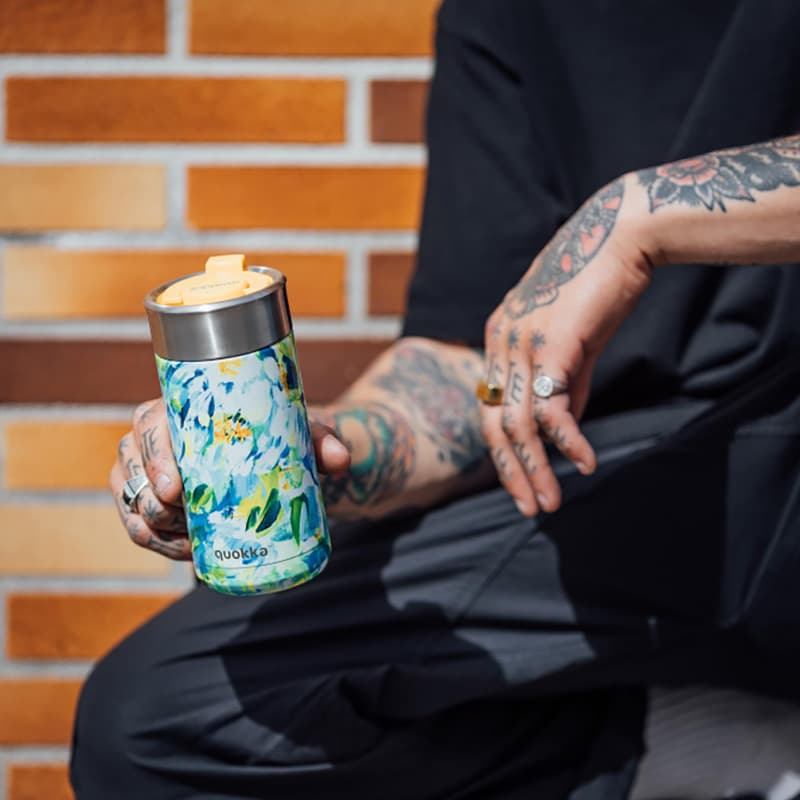 Quokka Boost Coffee Tumbler - Stainless Steel Thermal Mug with Infuser 400ml (Blue Peonies) 2