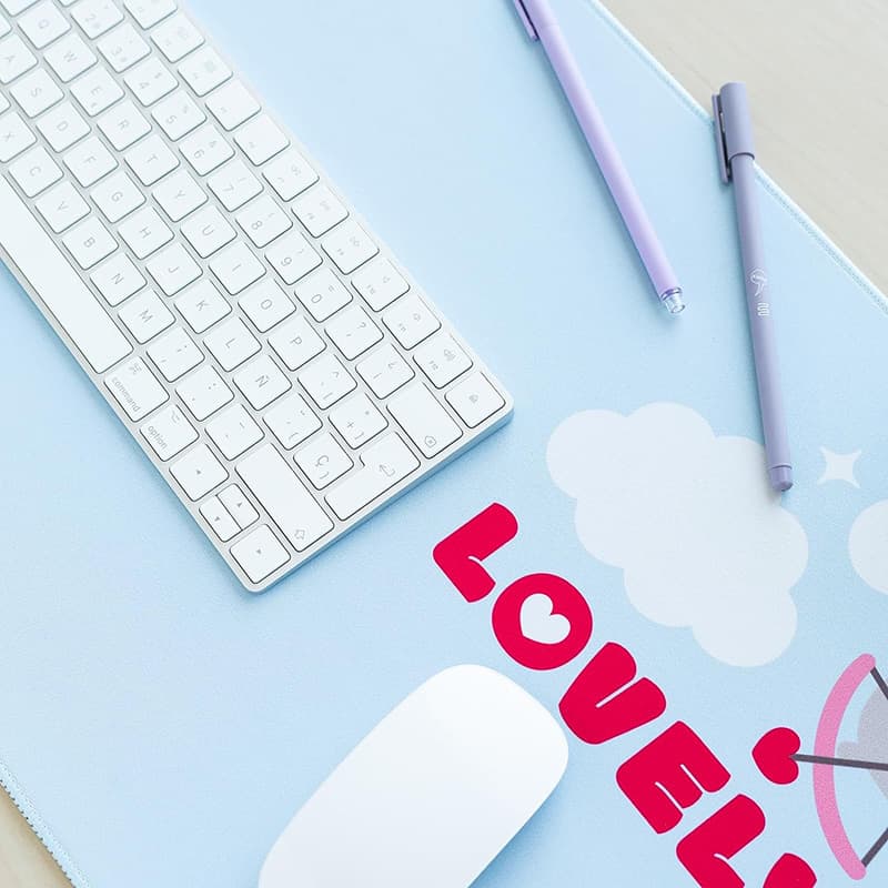 Pusheen - XXL Gaming/Desk Mat from the Purrfect Love Collection (80 x 35 cm) 6