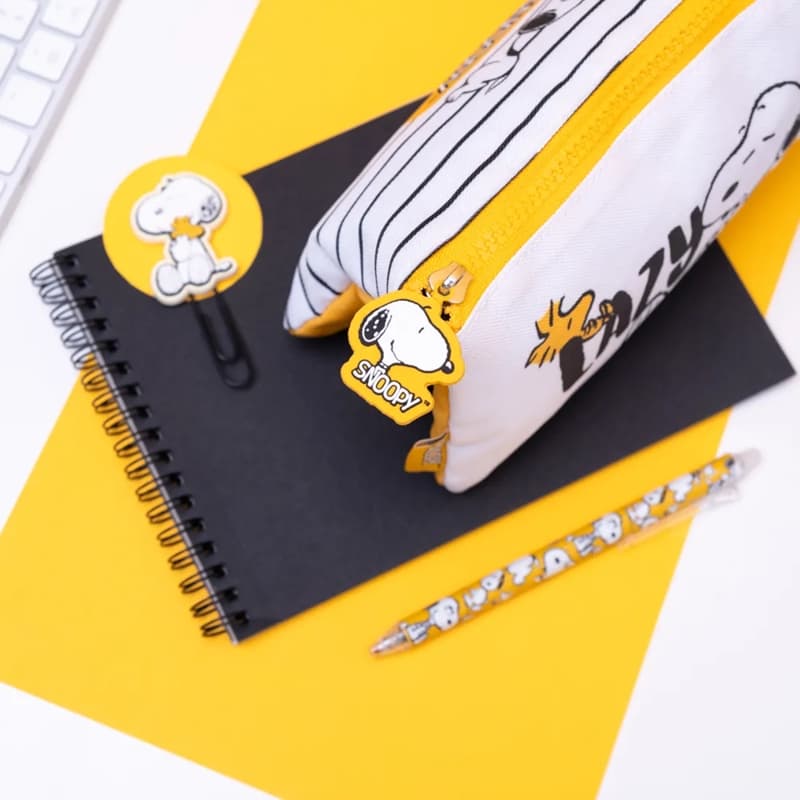 Snoopy - 3-compartment pencil case from the Lazy Days collection 5