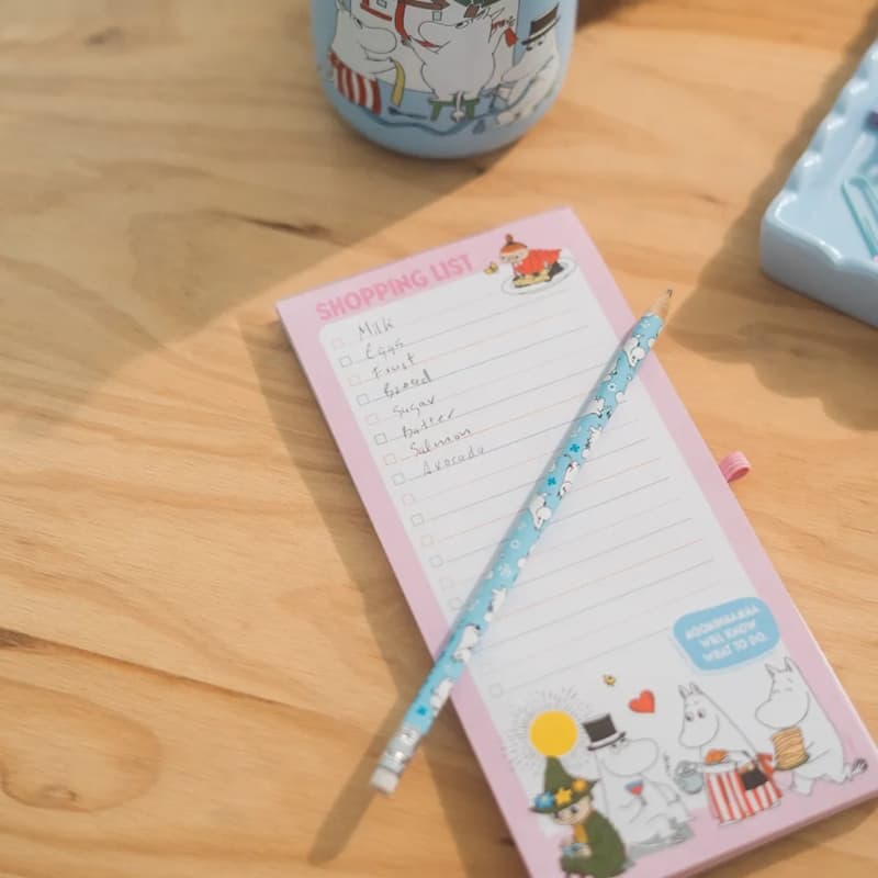 Moomins - Magnetic notebook / shopping list for the fridge + pencil (10 x 21 cm) 6