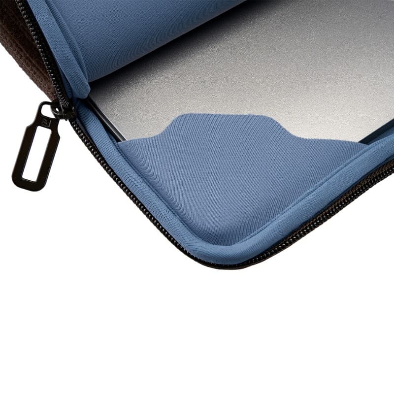 TUCANO Velluto 2 - Cover for MacBook Air 13" (M5/M4/M3/M2/M1/2026-2018) / Pro 13" / Laptop 12" (brown) 4
