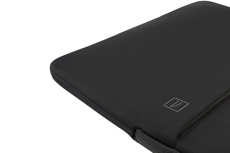 Tucano Top Second Skin - Cover for MacBook Pro 14" (M5/M4/M3/M2/M1/2026-2021) (black) 8